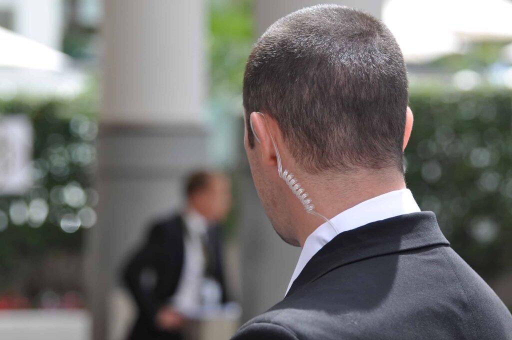 close-protection-bodyguard-2400x1594-1-1024x680.jpeg